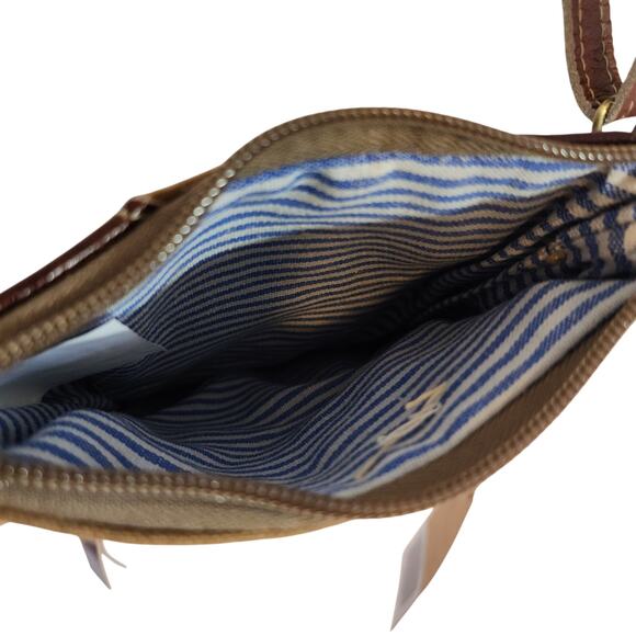 NWT Clea Ray Turtle Canvas Passport Crossbody Purse Adjustable Strap 6 x 8 - Picture 5 of 5